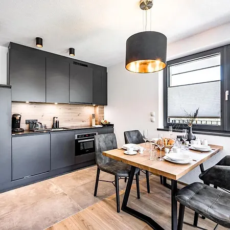 Mountain Moments Apartment *