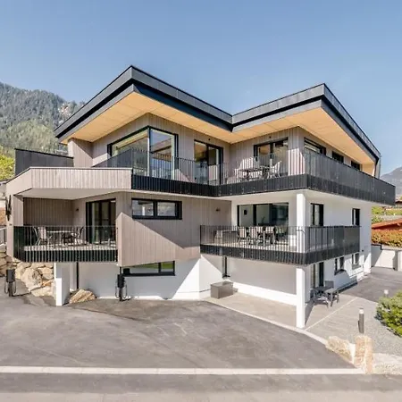 Mountain Moments Apartment