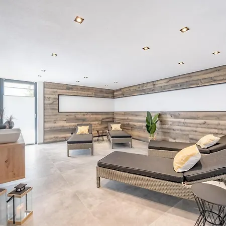 Mountain Moments Apartment *