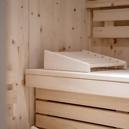 Mountain Moments * Sautens